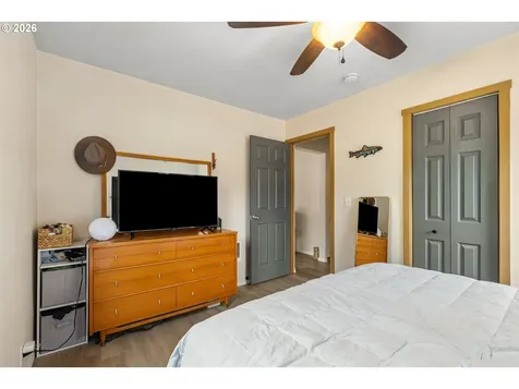 1331 NE Klamath Avenue Roseburg OR 97470
