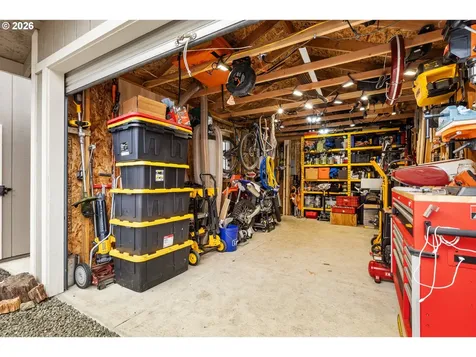 1331 NE Klamath Avenue Roseburg OR 97470