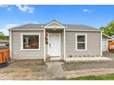 1331 NE Klamath Avenue Roseburg OR 97470