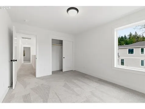 14220 SE Ellis Street Portland OR 97236