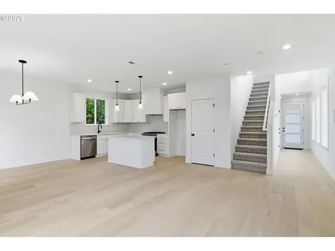 14220 SE Ellis Street Portland OR 97236