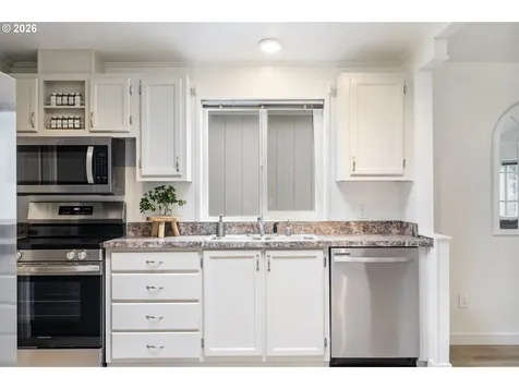 3425 Camas Street Woodburn OR 97071