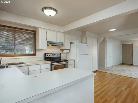 12950 NE Glisan Street Portland OR 97230