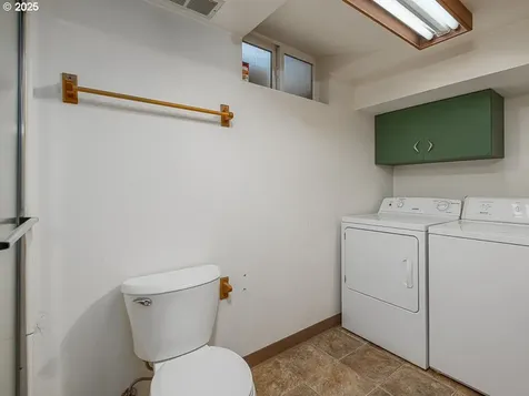 12950 NE Glisan Street Portland OR 97230