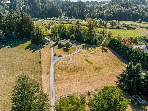 2734 Allen Street Kelso WA 98626