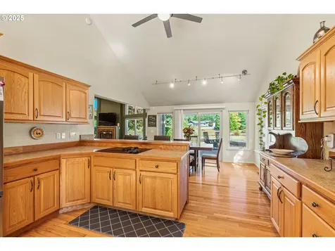 2734 Allen Street Kelso WA 98626