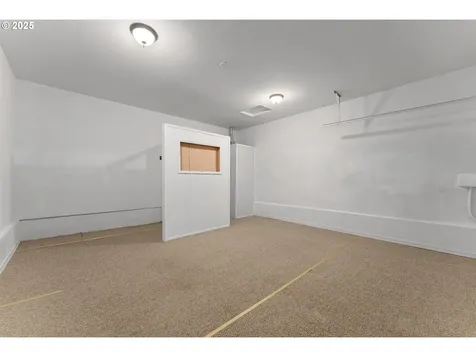 675 NE Cummins Street Roseburg OR 97470