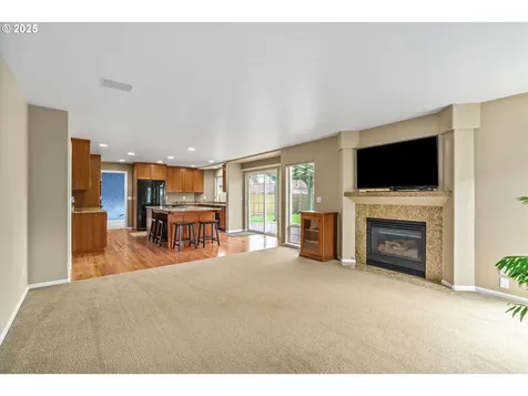 54 Silver Oak Drive Eugene OR 97404