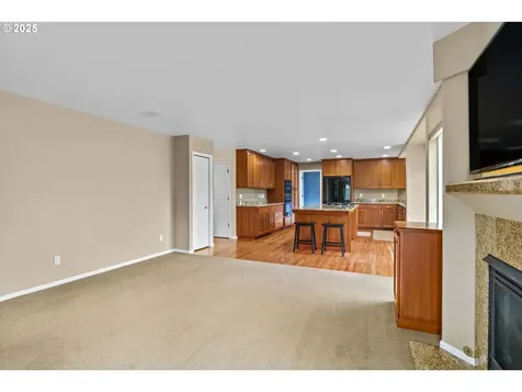 54 Silver Oak Drive Eugene OR 97404