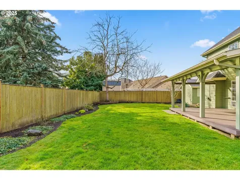 54 Silver Oak Drive Eugene OR 97404