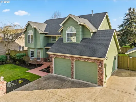 54 Silver Oak Drive Eugene OR 97404