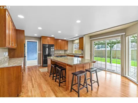 54 Silver Oak Drive Eugene OR 97404