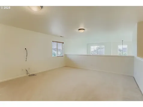 2152 N Laurelwood Street Canby OR 97013