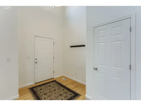 2152 N Laurelwood Street Canby OR 97013