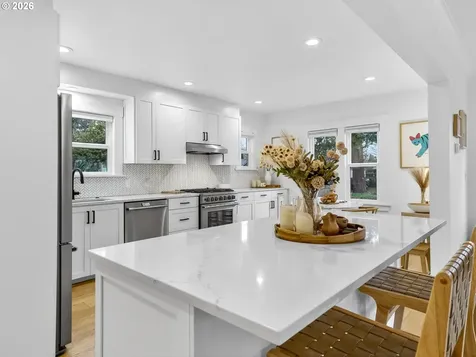 3245 NE 55th Avenue Portland OR 97213