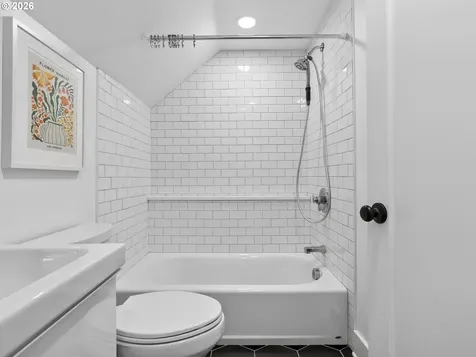 3245 NE 55th Avenue Portland OR 97213