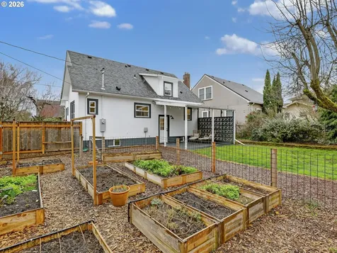 3245 NE 55th Avenue Portland OR 97213