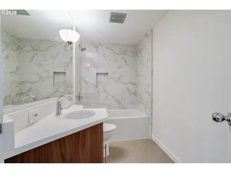 3306 SW Fairmount Boulevard Portland OR 97239