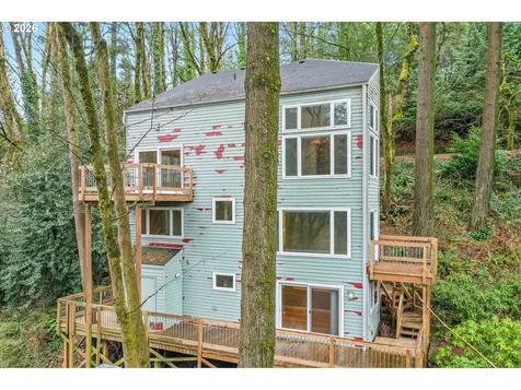 3306 SW Fairmount Boulevard Portland OR 97239