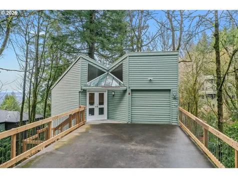 3306 SW Fairmount Boulevard Portland OR 97239