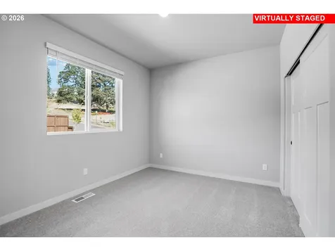 5274 N 86th Avenue Camas WA 98607