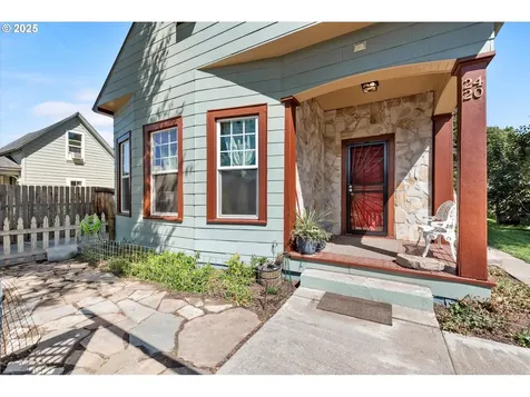 2420 9th Street Baker City OR 97814