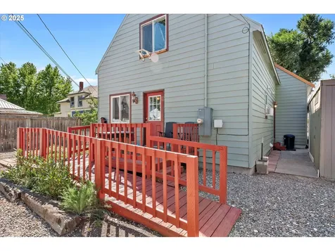 2420 9th Street Baker City OR 97814