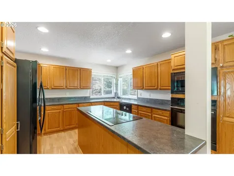 11500 SE 16th Circle Vancouver WA 98664