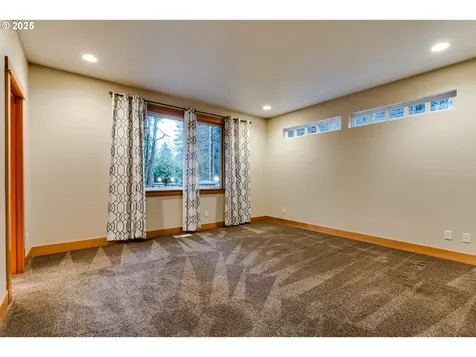 41925 Deerhorn Road Springfield OR 97478