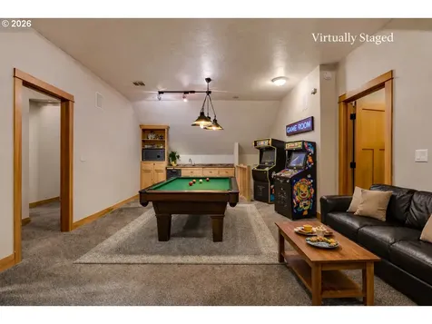 41925 Deerhorn Road Springfield OR 97478
