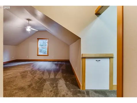 41925 Deerhorn Road Springfield OR 97478