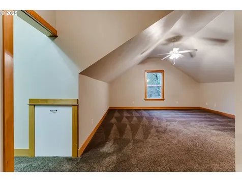 41925 Deerhorn Road Springfield OR 97478
