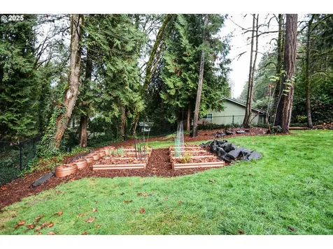 41925 Deerhorn Road Springfield OR 97478