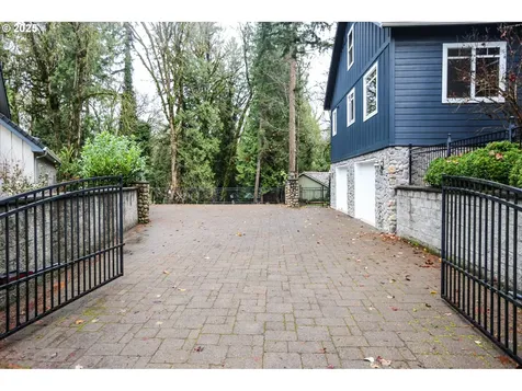 41925 Deerhorn Road Springfield OR 97478