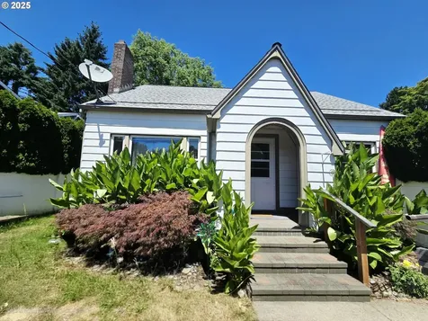 7247 SE Division Street Portland OR 97206