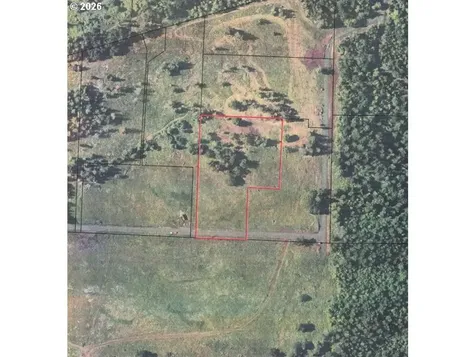 34084 Mt Tom Drive Harrisburg OR 97446