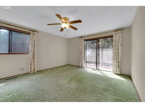 24703 W Demming Road Elmira OR 97437