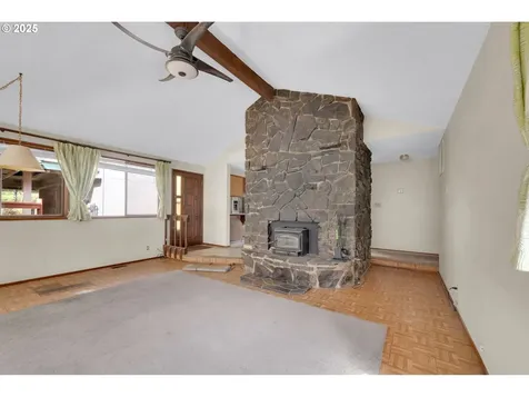 24703 W Demming Road Elmira OR 97437