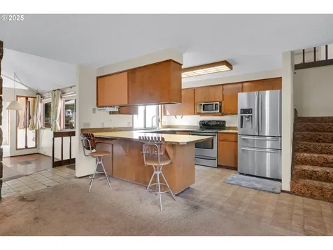 24703 W Demming Road Elmira OR 97437