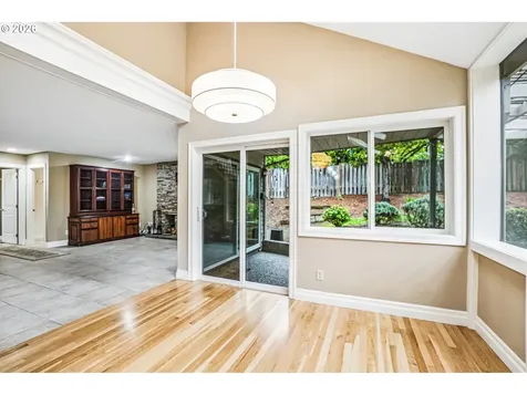 14232 Meadow Grass Street Lake Oswego OR 97035