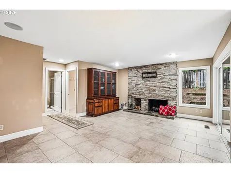 14232 Meadow Grass Street Lake Oswego OR 97035