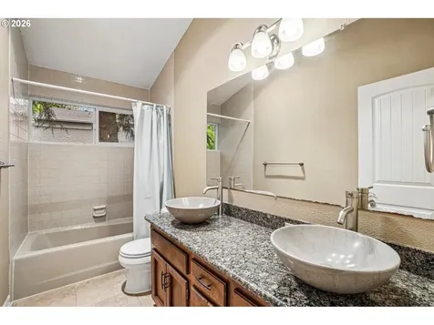 14232 Meadow Grass Street Lake Oswego OR 97035