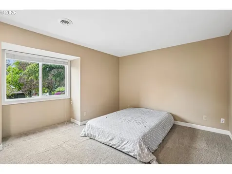 14232 Meadow Grass Street Lake Oswego OR 97035