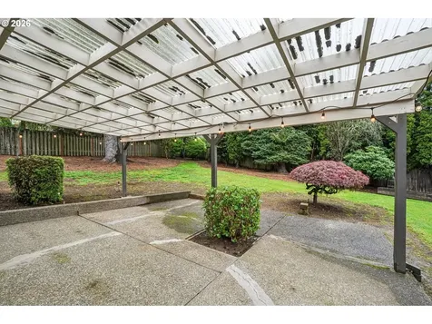 14232 Meadow Grass Street Lake Oswego OR 97035