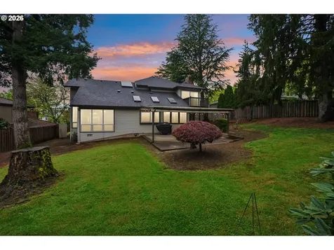 14232 Meadow Grass Street Lake Oswego OR 97035
