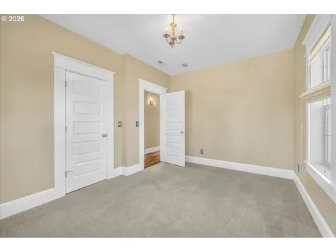 716 W 19th Street Vancouver WA 98660
