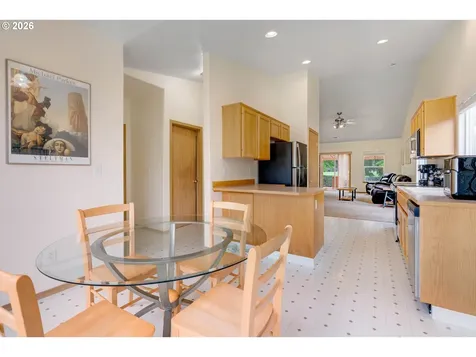 15902 NE 93rd Street Vancouver WA 98682