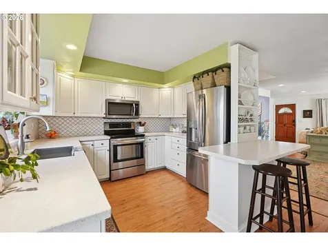 2055 Summer Street SE Salem OR 97302