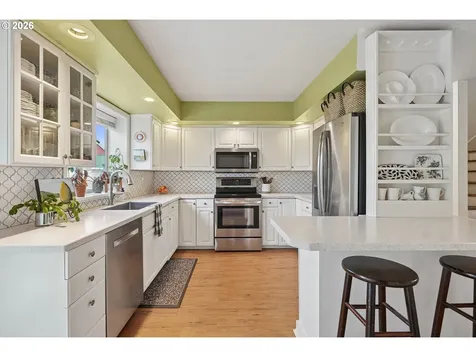 2055 Summer Street SE Salem OR 97302