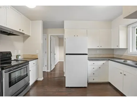 16820 SE Alder Street Portland OR 97233